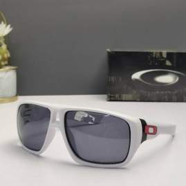 Picture of Oakley Sunglasses _SKUfw66124077fw